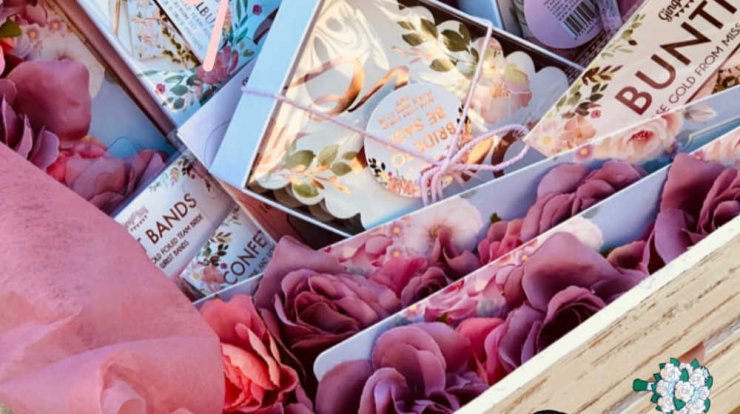 Τα πρώτα στιγμιότυπα από το bachelorette γνωστής Κύπριας στο εξωτερικό! [εικόνες & βίντεο]