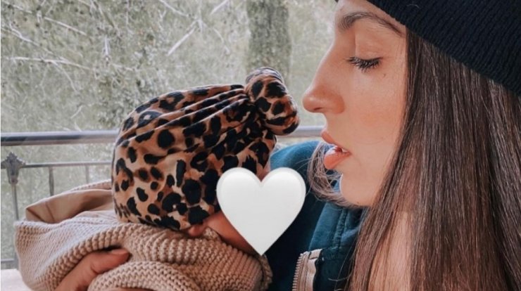 Θέλξια Βαλέρια Φραγκούδη: Έκανε την πιο cozy matchy – matchy εμφάνιση με την κόρη της!