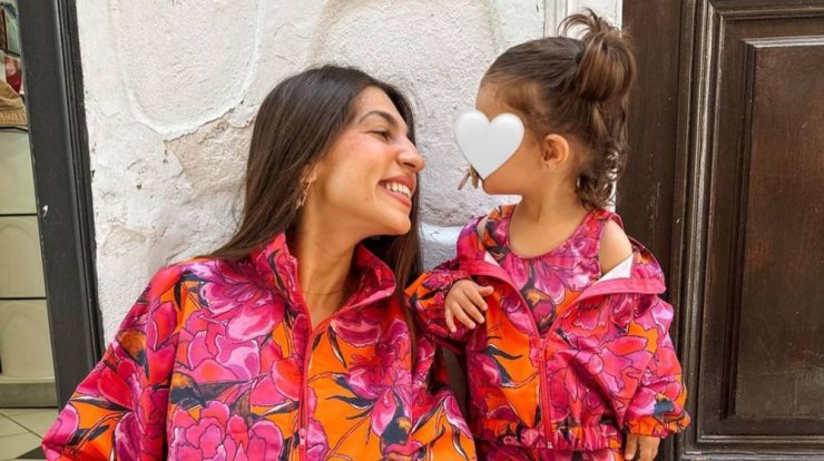 Θέλξια Βαλέρια Φραγκούδη: Οι matchy matchy εμφανίσεις με την κόρη της