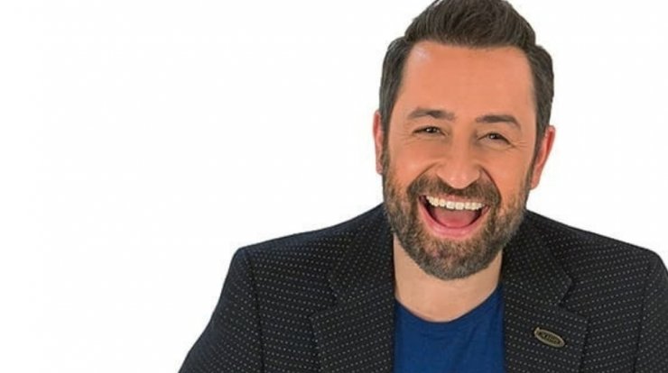 Θέμης Γεωργαντάς: Όλα όσα εξομολογήθηκε για τις επεμβάσεις στα μάτια του