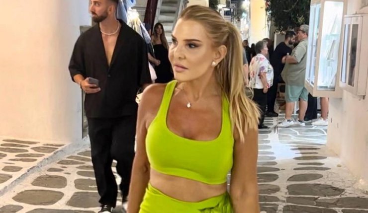 Θεοδότου - Filip: Τα ίδια looks και το αξεσουάρ που δεν αποχωρίζονταν στις διακοπές τους στην Τοσκάνη