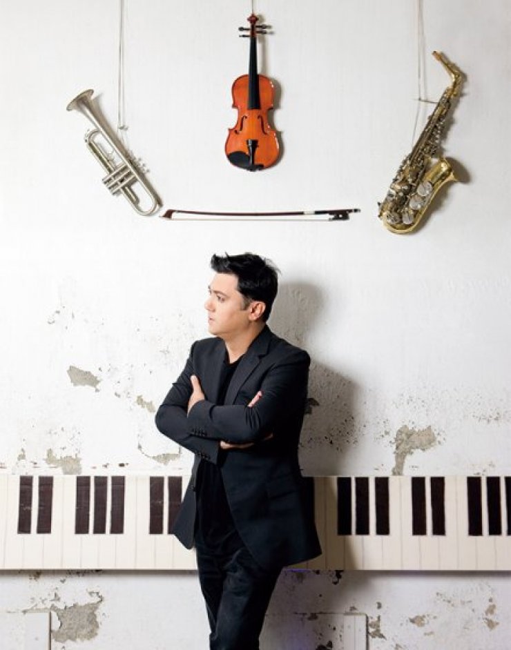 Το μήνυμα του Γιώργου Θεοφάνους στο Χρύσανθο Τσουρούλλη λίγο πριν βγει στο κεντρικό δελτίο