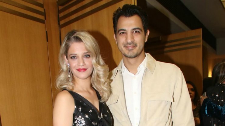 Τζένη Θεωνά: Έτσι κατάφερε να κρατήσει κρυφή την εγκυμοσύνη της για πέντε μήνες! [εικόνες & βίντεο]