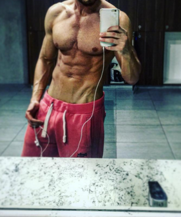 Πόσο σέξι ηθοποιός σε κυπριακή σειρά!