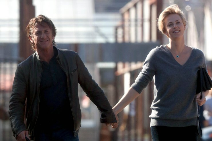 Ποιο διάσημο ζευγάρι του Hollywood δεν κρύβει πλέον τον έρωτά του;