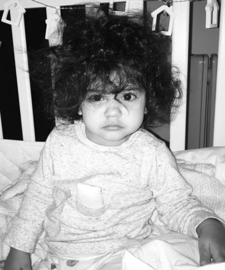 Μας ξετρέλανε! Δείτε πως ξύπνησε η κορούλα Κύπριας παρουσιάστριας!