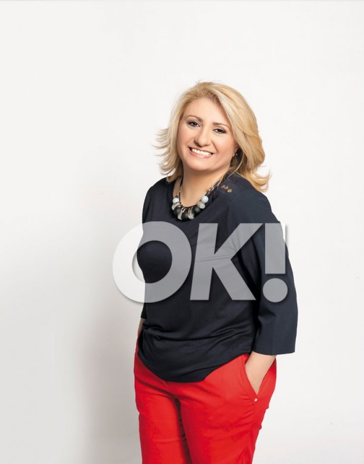 Η Θέκλα Πετρίδου λίγη ώρα πριν την πρεμιέρα της νέας της εκπομπής στο ΣΙΓΜΑ αποκαλύπτεται