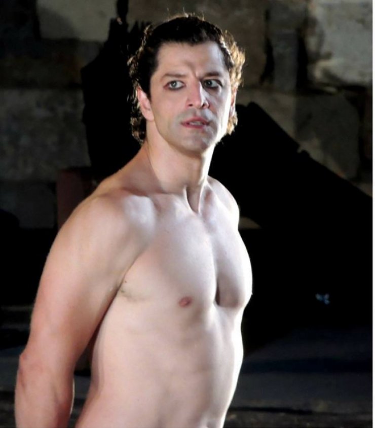 Mάρκος Σεφερλής: Πως σχολιάζιε τον Σάκη Ρουβά για την συμμετοχή του στις Βάκχες;