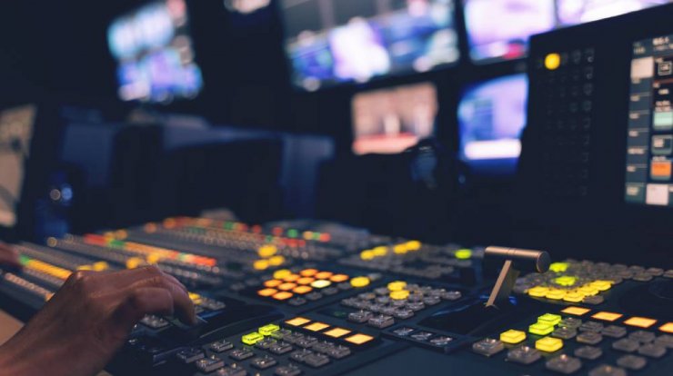 Επίσημη διάψευση της φημολογίας ότι ο σταθμός Extra θα προβάλλει τα προγράμματα του Mega