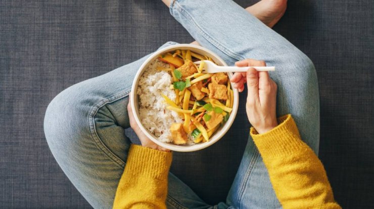 Τόφου: Τι είναι και γιατί αξίζει να μπει στη διατροφή σου;