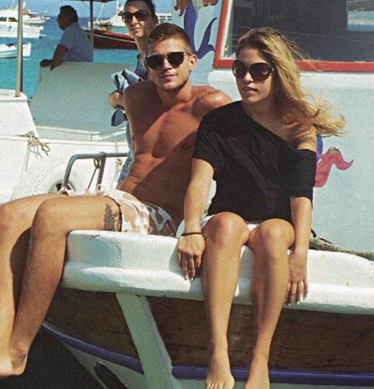 Τόμας Πρωτόπαπας: Το προσωπικό άλμπουμ του με την αγαπημένη του Ιωάννα