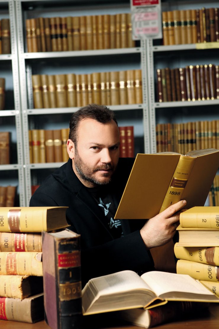 Τόνυ Δημητρίου: "Ιδέες μου για σειρές γράφονται από σεναριογράφους"