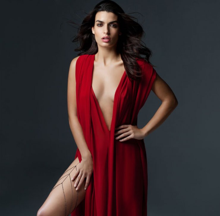 Η Τόνια Σωτηροπούλου πρωταγωνιστεί σε καμπάνια κοσμημάτων 