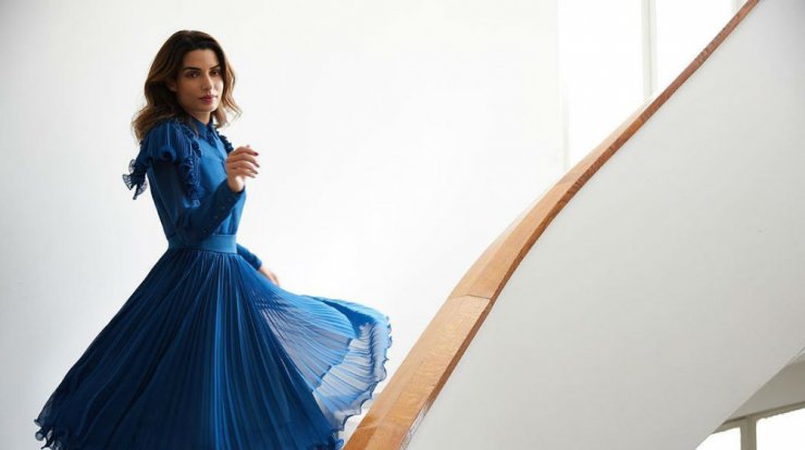 Τόνια Σωτηροπούλου: "Σαφέστατα πηγαίνω βόλτα στα νεκροταφεία" [βίντεο]