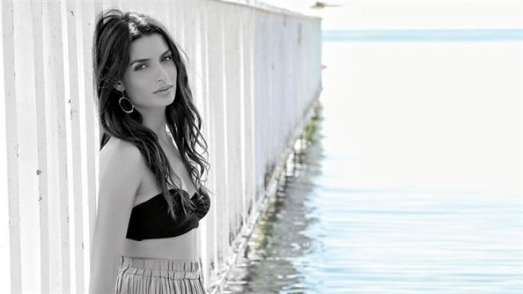 Τόνια Σωτηροπούλου: "Γελάω όταν βλέπω την προσωπική μου ζωή πρωτοσέλιδο"