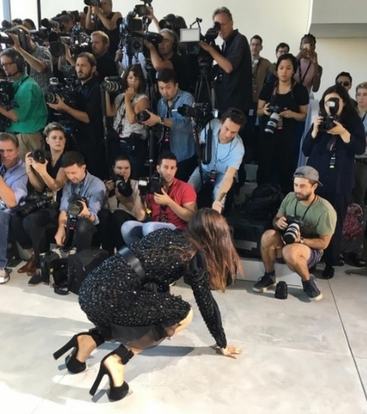 Η απίστευτη τούμπα της…