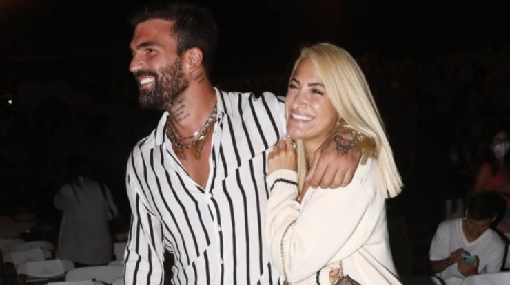 Δημήτρης Αλεξάνδρου: Μας δείχνει το σώμα της Ιωάννας Τούνη στον τέταρτο μήνα της εγκυμοσύνης της