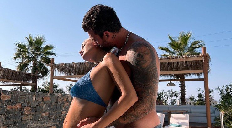 Αλεξάνδρου – Τούνη: Ο dreamy κήπος του σπιτιού τους στην Αθήνα με τζακούζι και φυτά! [βίντεο]