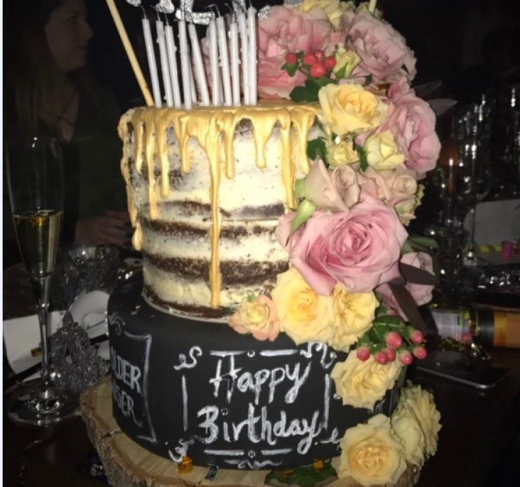 Η εντυπωσιακή τούρτα για τα γενέθλια επώνυμης Κύπριας!