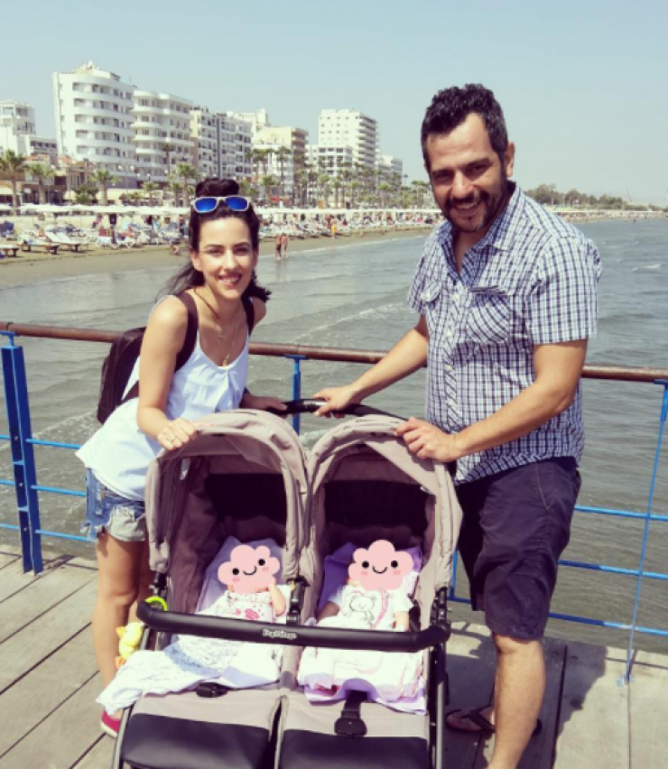 Γιώργος Ρούσσος – Νατάσα Τούρζα: Οι δίδυμες κόρες τους έγιναν οκτώ μηνών και είναι υπέροχες!
