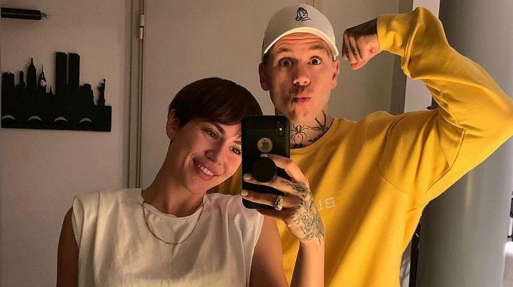 Έλενα Τσαγκρινού: Όσα είπε η σύντροφος του Mike για την περιπέτεια με την υγεία του [βίντεο]