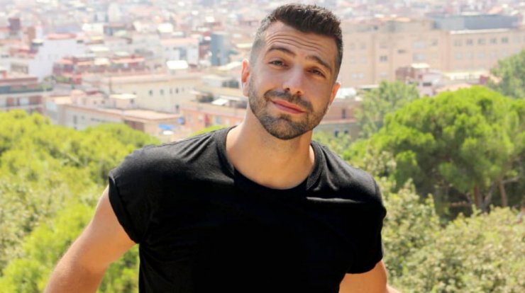 Δημήτρης Τσακάλας: Ο τηλεοπτικός Μπίλι από το "Καφέ της Χαράς" μίλησε για τα λεφτά που έπαιρνε από τη σειρά