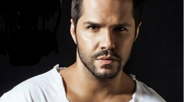 Ο Γιώργος Τσαλίκης τραγουδά για τον Λευτέρη