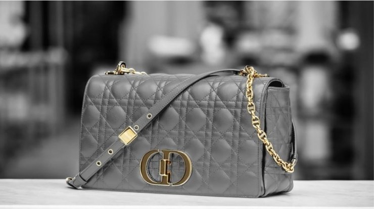 Ο οίκος Dior μας βάζει στο ατελιέ του!