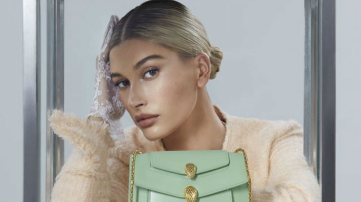 Ο Alexander Wang σχεδίασε ξανά την iconic Serpenti bag!