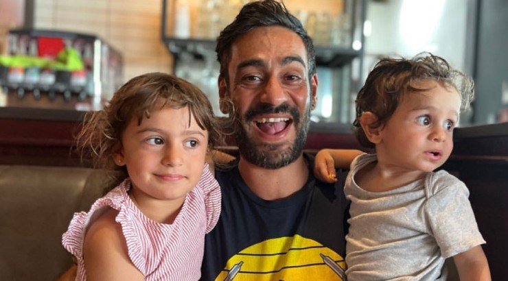 Ανδρέας Τσέλεπος: Τα τρυφερά στιγμιότυπα με τα παιδιά του ανήμερα των γενεθλίων του [εικόνες]