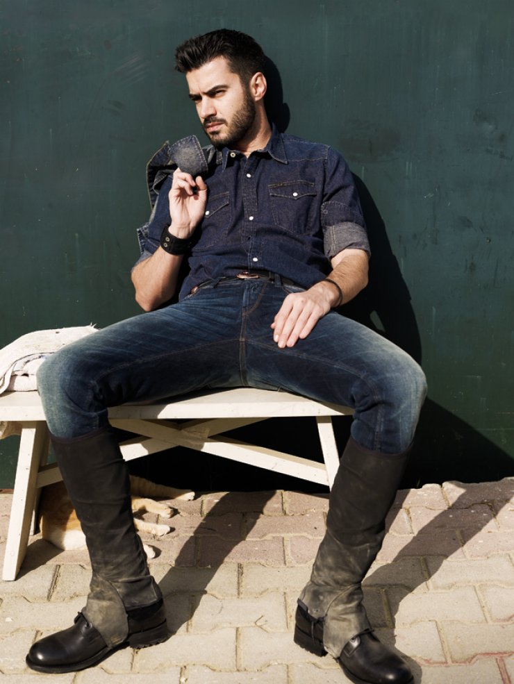 Γιάννης Τσιμιτσέλης: Οι άγνωστες δυσκολίες των παιδικών του χρόνων που τον σημάδεψαν!