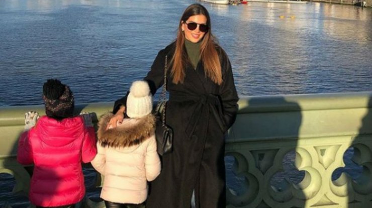 Σταματίνα Τσιμτσιλή: Μας έβαλε πρώτη φορά στο δωμάτιο των κοριτσιών της και είναι υπέροχο!