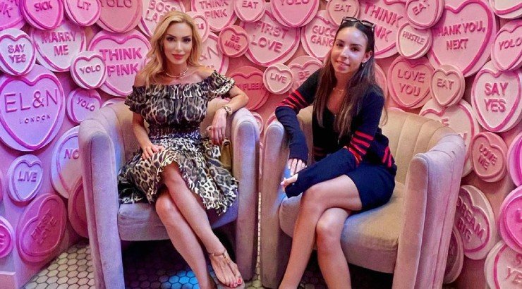 Βαλεντίνα Τσίγκη: Η ασορτί εμφάνιση με τη 15χρονη κόρη της, Celine!