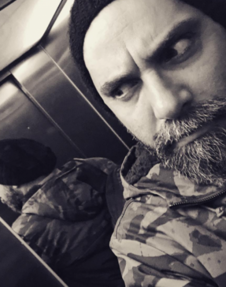 Δεν θα πιστεύετε στα μάτια σας! Δείτε το σωσία του Κωνσταντίνου Τσιολή!