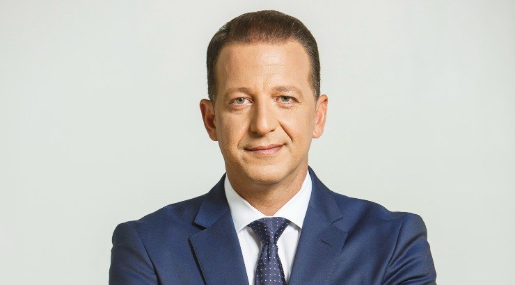 Χρύσανθος Τσουρούλλης: Επιστρέφει απόψε με τις "Τομές στα Γεγονότα"