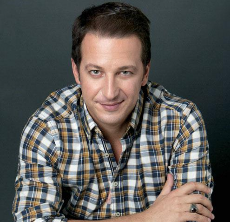 Χρύσανθος Τσουρούλλης: Σε τρελά κέφια στα καρναβάλια με το γιο του!