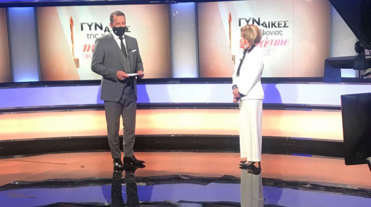 Παραδόθηκε η επιταγή στη βραβευμένη στην κατηγορία ΟΠΑΠ Κοινωνική Προσφορά στα  φετινά Madame Figaro Awards