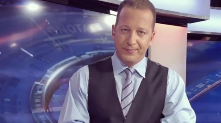 Ο Χρύσανθος Τσουρούλλης με μάσκα στην "καρδιά" της Λευκωσίας [εικόνα & βίντεο]