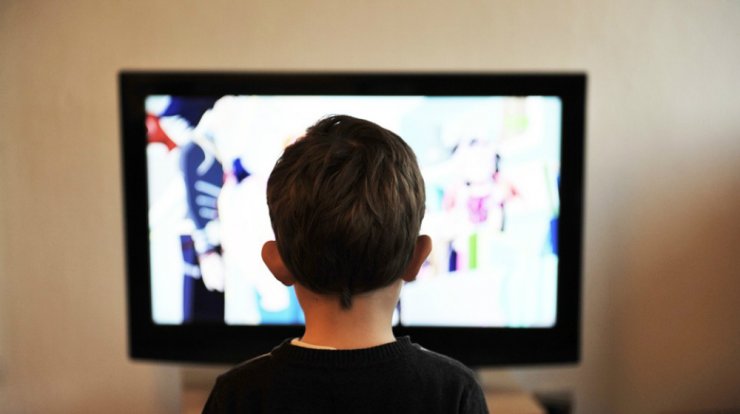 Όλη η αλήθεια για το πόση τηλεόραση πρέπει να παρακολουθεί ένα παιδί! 