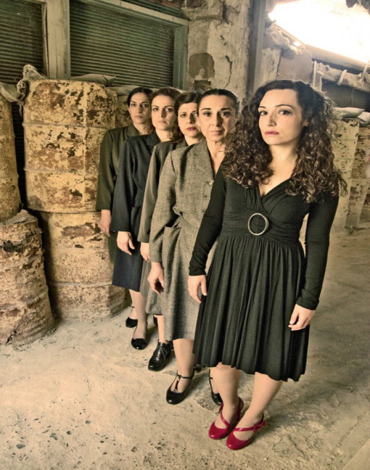 "Τζεμαλιγιέ" από τη θεατρική ομάδα "Σόλο για τρεις"