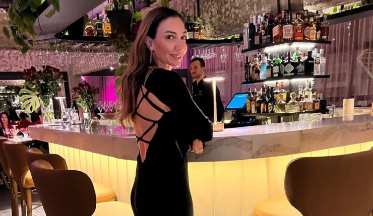 Δέσποινα Τζιαπούρα: Με φόρεμα διάσημης σχεδιάστριας του εξωτερικού γιόρτασε τα γενέθλιά της