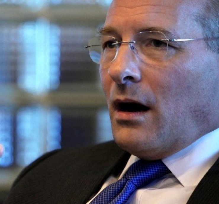 Πρεσβεία ΗΠΑ: Δεν ανακαλείται ο Κόνιγκ