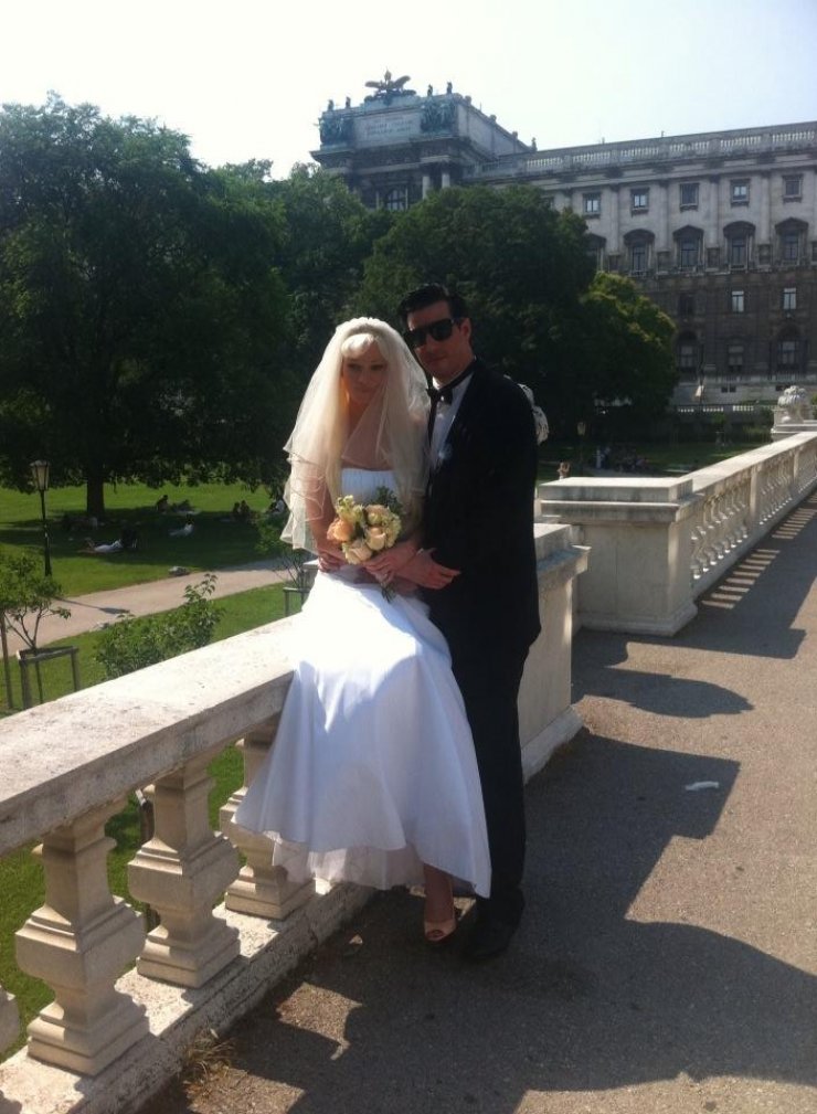 Οι πρώτες φωτογραφίες από το γάμο της Τζούλιας Αλεξανδράτου