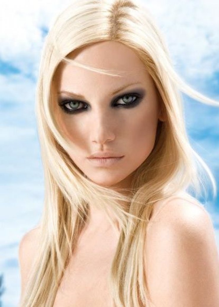 Το post της Τζούλιας Αλεξανδράτου στο facebook λίγες μέρες πριν παντρευτεί!