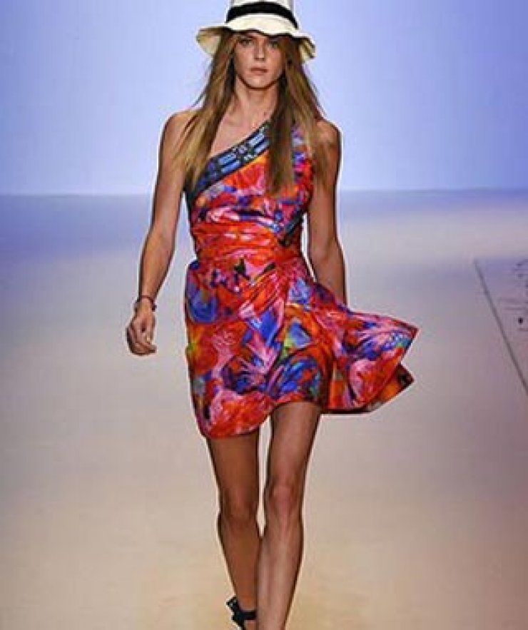 Emanuel Ungaro: Ντεμπούτο στην εβδομάδα μόδας στο Παρίσι!