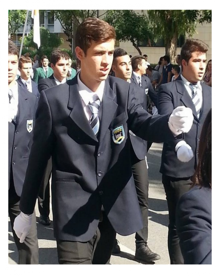 Κύπρια πρώην παρουσιάστρια καμαρώνει τον γιο της στην παρέλαση