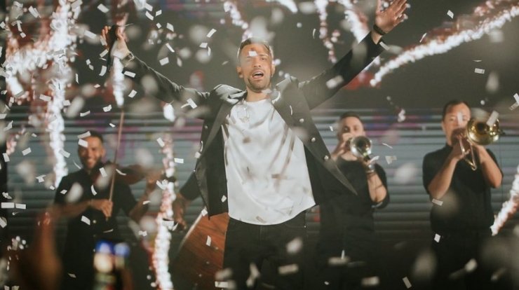 Αυτά τα fashion girls βρέθηκαν στο Nava για την εμφάνιση του Κωνσταντίνου Αργυρού