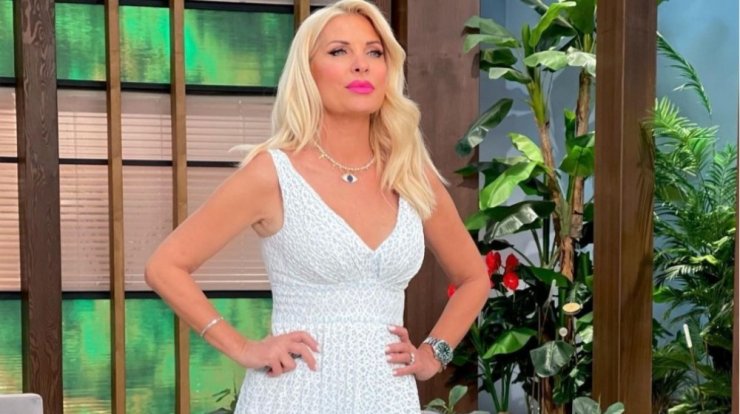 Ο Έλληνας τραγουδιστής που δεν έχει πάει ποτέ καλεσμένος στην εκπομπή της Ελένης Μενεγάκη 