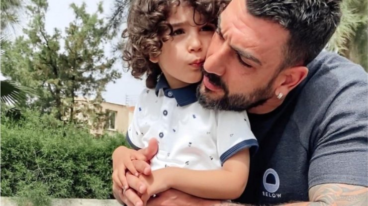 Γιώργος Μερκής: Η σπάνια selfie μαζί με τον γιο του, Λαμπρινό [εικόνα]