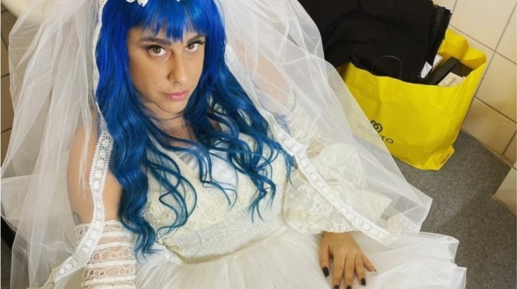 Super Κική: Μόλις ανακοίνωσε πως απέβαλε [εικόνα]